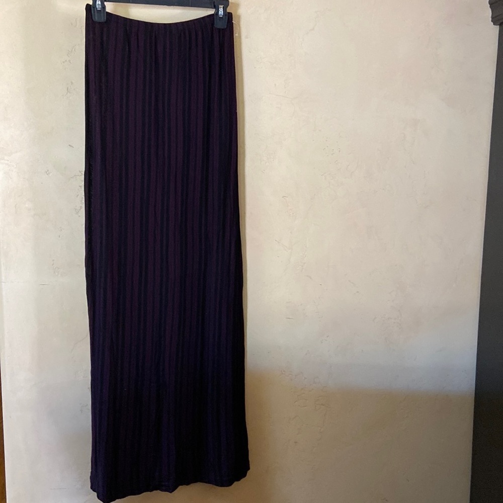Sz S Hard Tail New Straight Soft Maxi Skirt in Black/Grape Stripes Rayon Blend - Picture 2 of 6